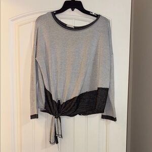 Cotton.Bleu Gray and Black Women's Top